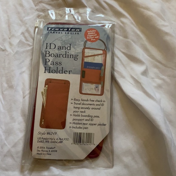 Travel pouch - Picture 2 of 2